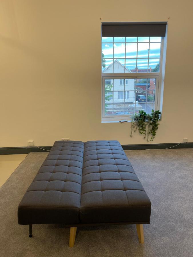 Yo Room! Apartments- Next To City Centre Apartment - With Free Parking 莱切斯特 外观 照片
