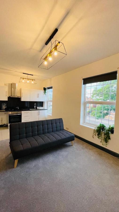 Yo Room! Apartments- Next To City Centre Apartment - With Free Parking 莱切斯特 外观 照片